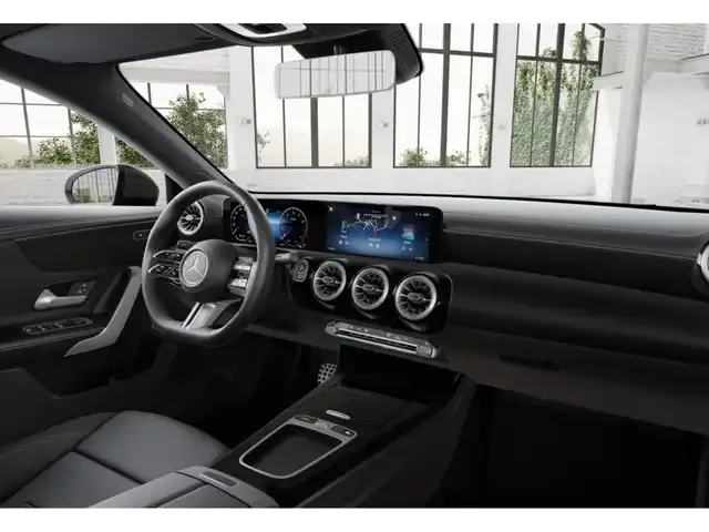 Mercedes-Benz CLA 200