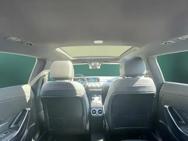 Mercedes-Benz CLA 180