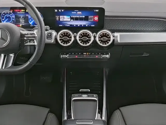 Mercedes-Benz EQB 350