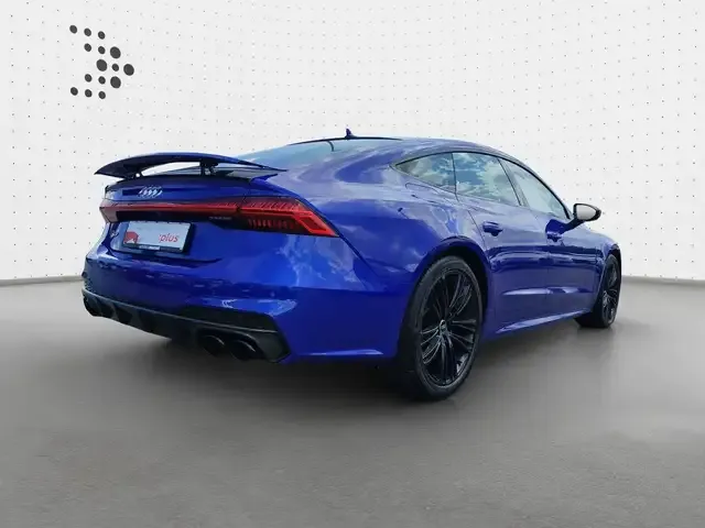 Audi S7