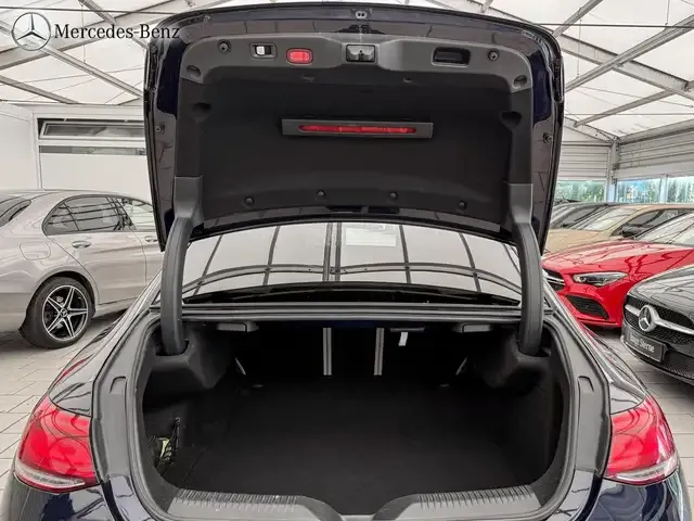Mercedes-Benz CLS 220