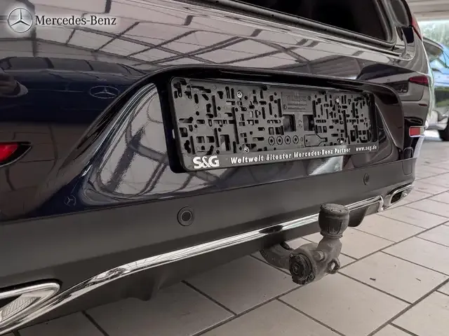 Mercedes-Benz CLS 220