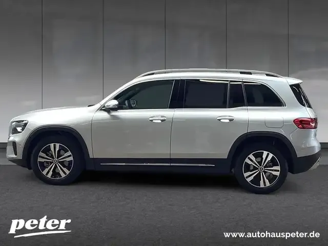 Mercedes-Benz GLB 200