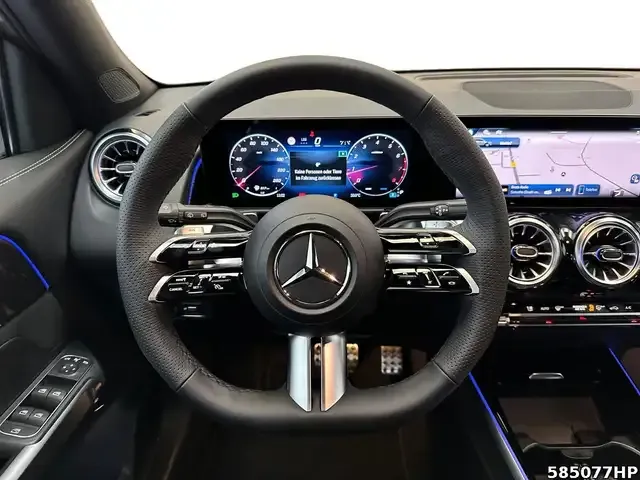 Mercedes-Benz GLB 200