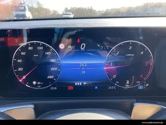 Mercedes-Benz GLB 200