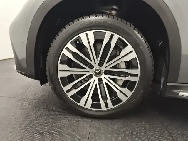 Mercedes-Benz EQE 500