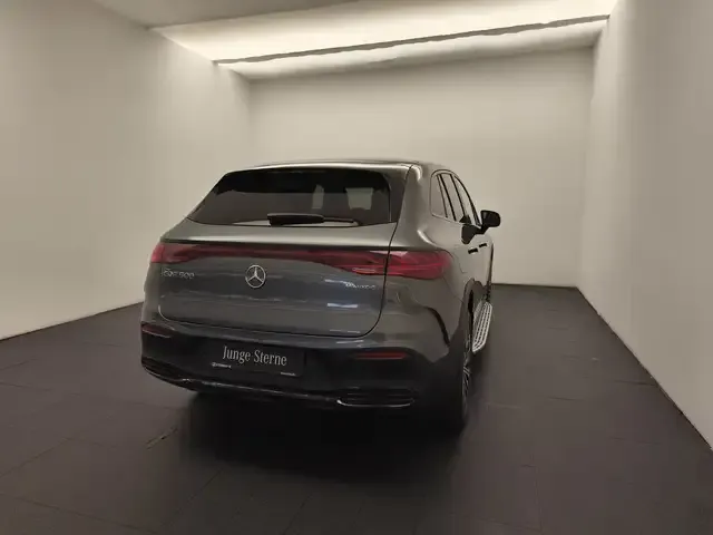 Mercedes-Benz EQE 500