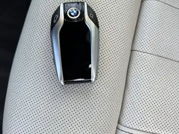 BMW 550