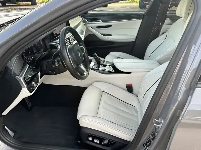 BMW 550
