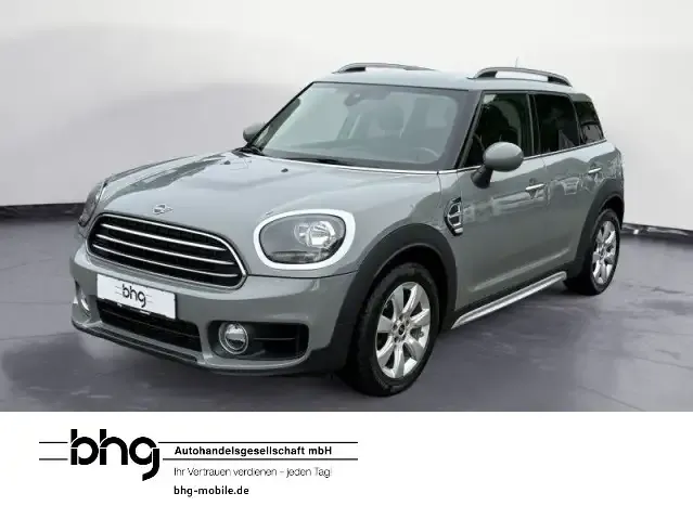 MINI One Countryman
