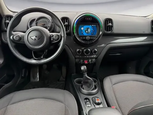 MINI One Countryman