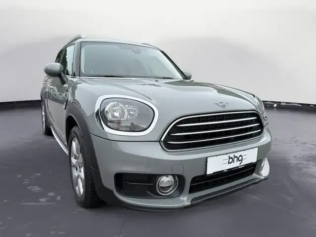 MINI One Countryman