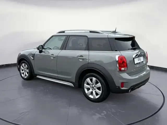 MINI One Countryman