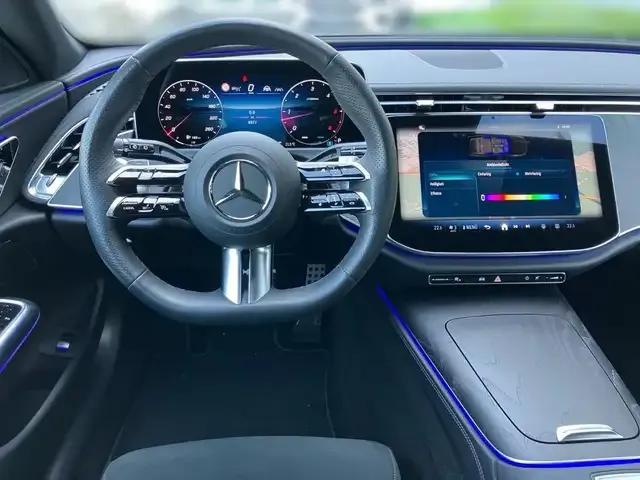 Mercedes-Benz E 220