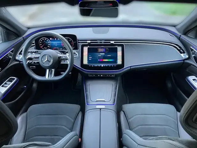 Mercedes-Benz E 220