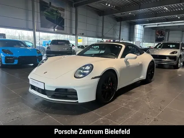 Porsche 992