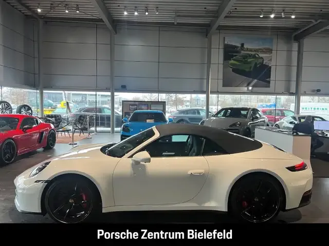 Porsche 992