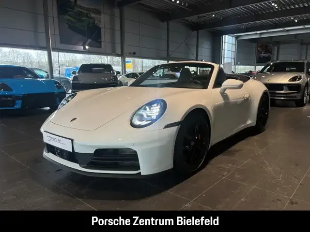 Porsche 992