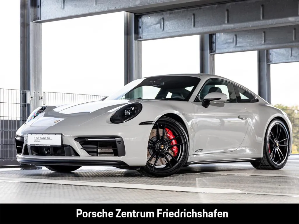 Porsche 992