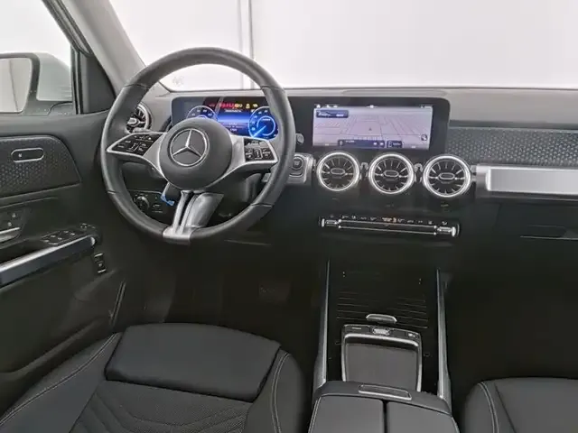 Mercedes-Benz EQB 300