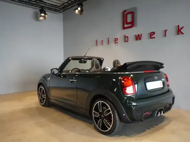 MINI John Cooper Works Cabrio