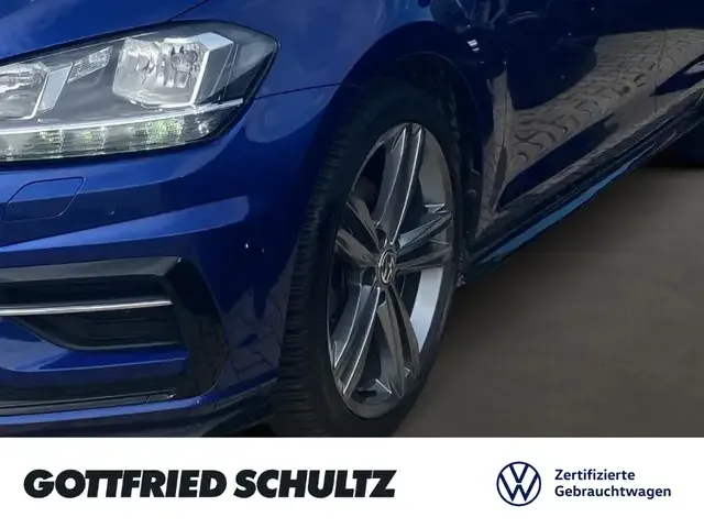 Volkswagen Golf R
