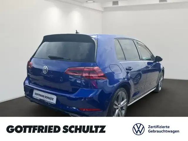 Volkswagen Golf R