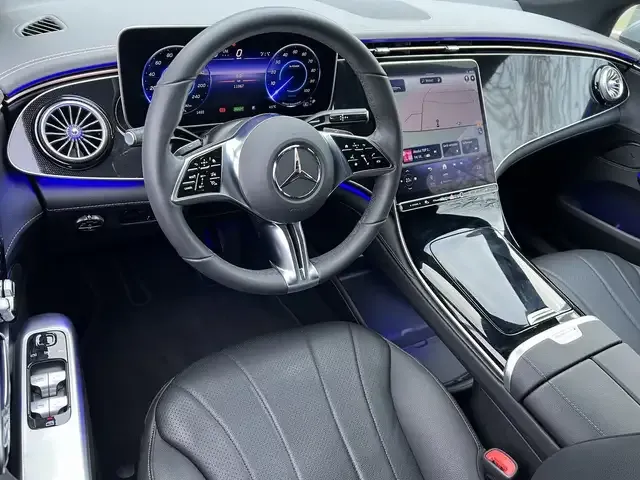 Mercedes-Benz EQE 300