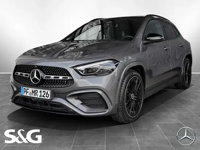 Mercedes-Benz GLA 220