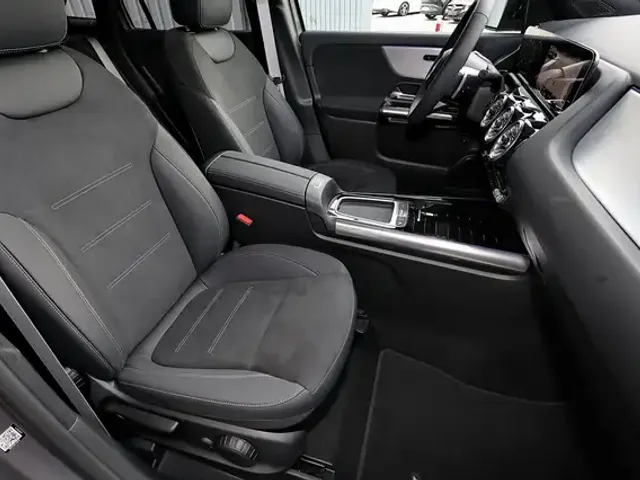 Mercedes-Benz GLA 220