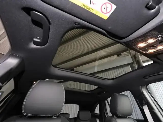 Mercedes-Benz GLA 220
