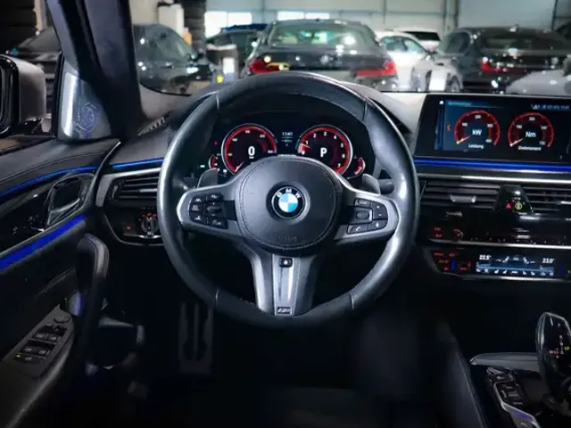 BMW 550