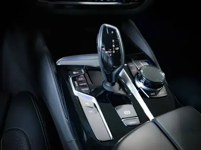 BMW 550