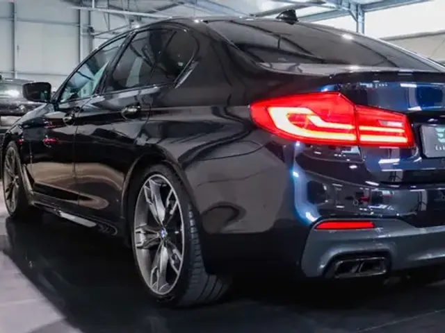 BMW 550