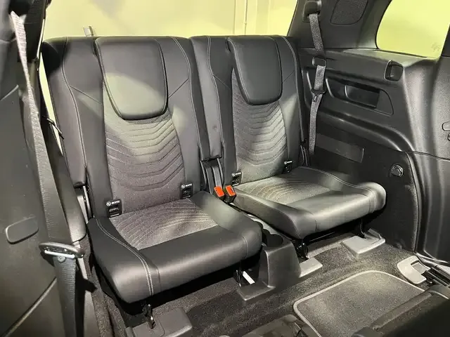 Mercedes-Benz EQB 300