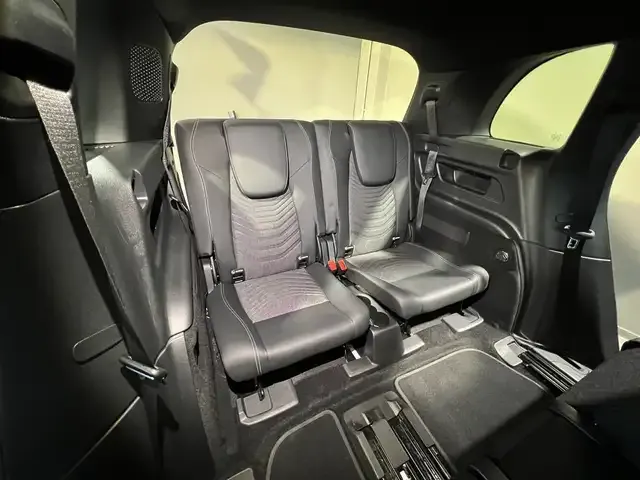 Mercedes-Benz EQB 300