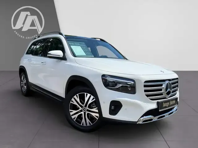 Mercedes-Benz GLB 220