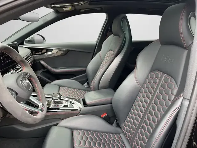 Audi RS4