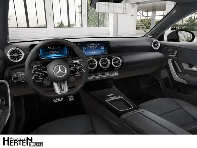 Mercedes-Benz CLA 45 AMG