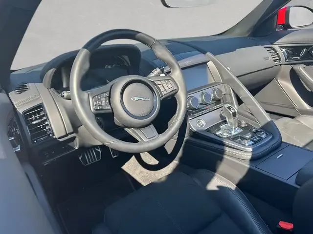 Jaguar F-Type