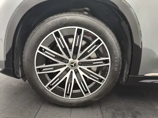 Mercedes-Benz Sonstiges