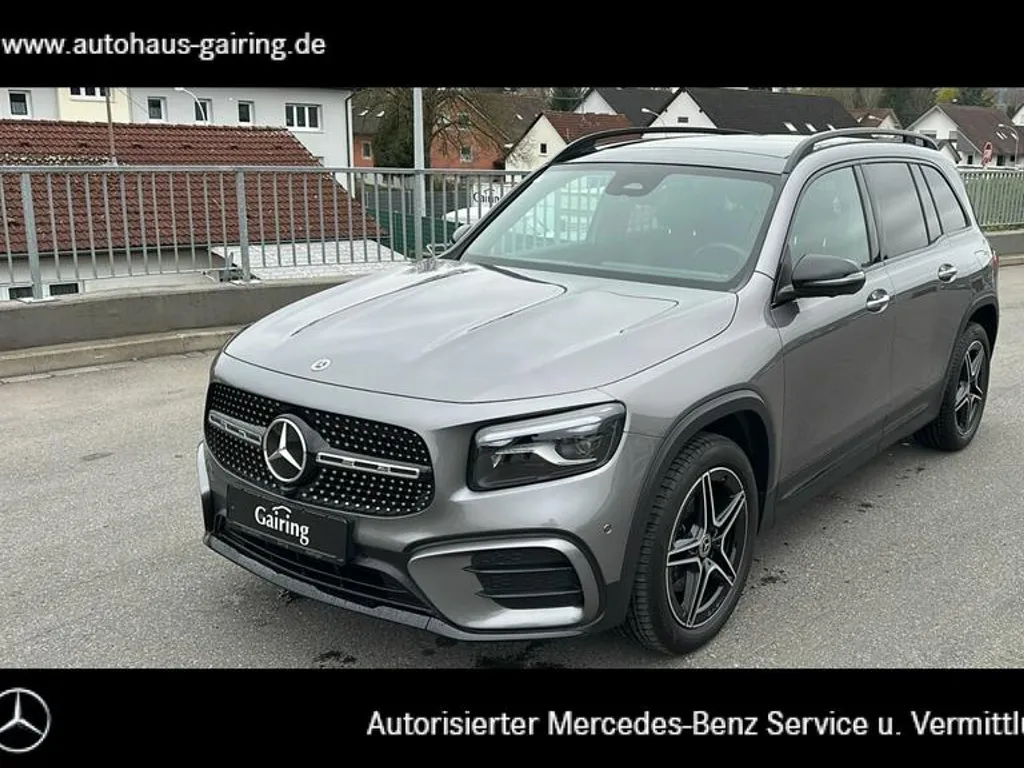 Mercedes-Benz GLB 200