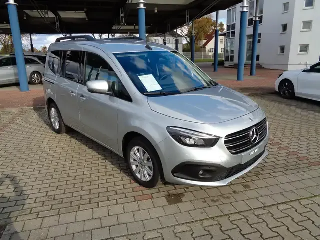 Mercedes-Benz T-Class