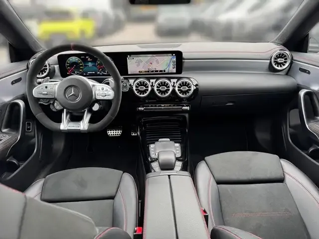 Mercedes-Benz CLA 45 AMG