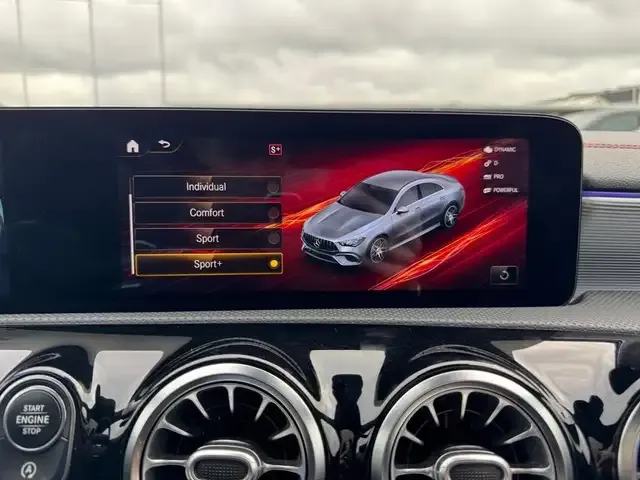 Mercedes-Benz CLA 45 AMG