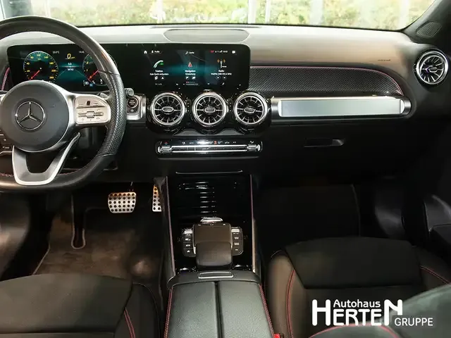 Mercedes-Benz GLB 200