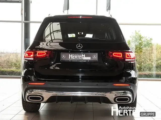 Mercedes-Benz GLB 200