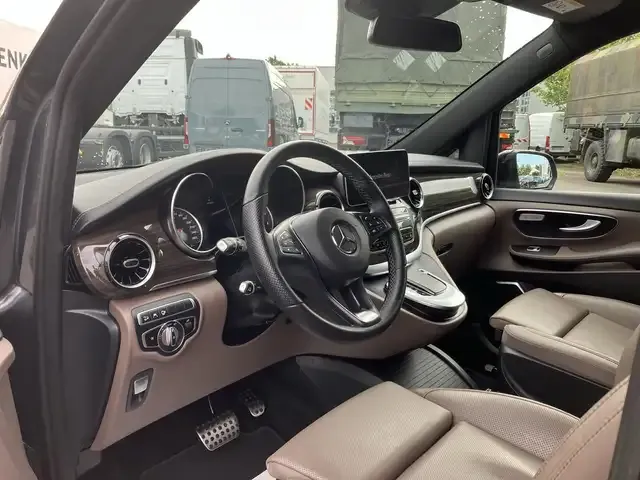 Mercedes-Benz V 300