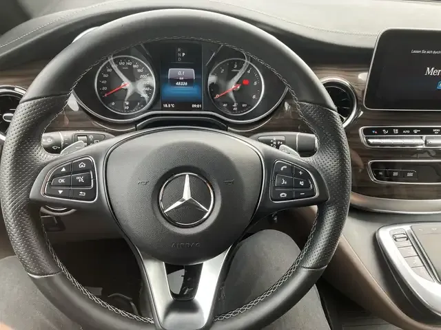 Mercedes-Benz V 300