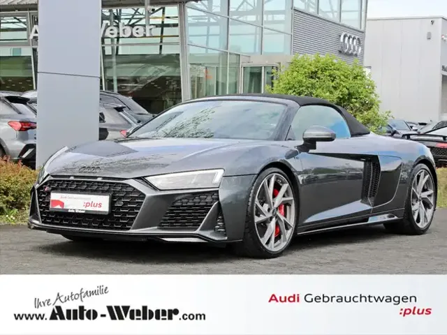 Audi R8